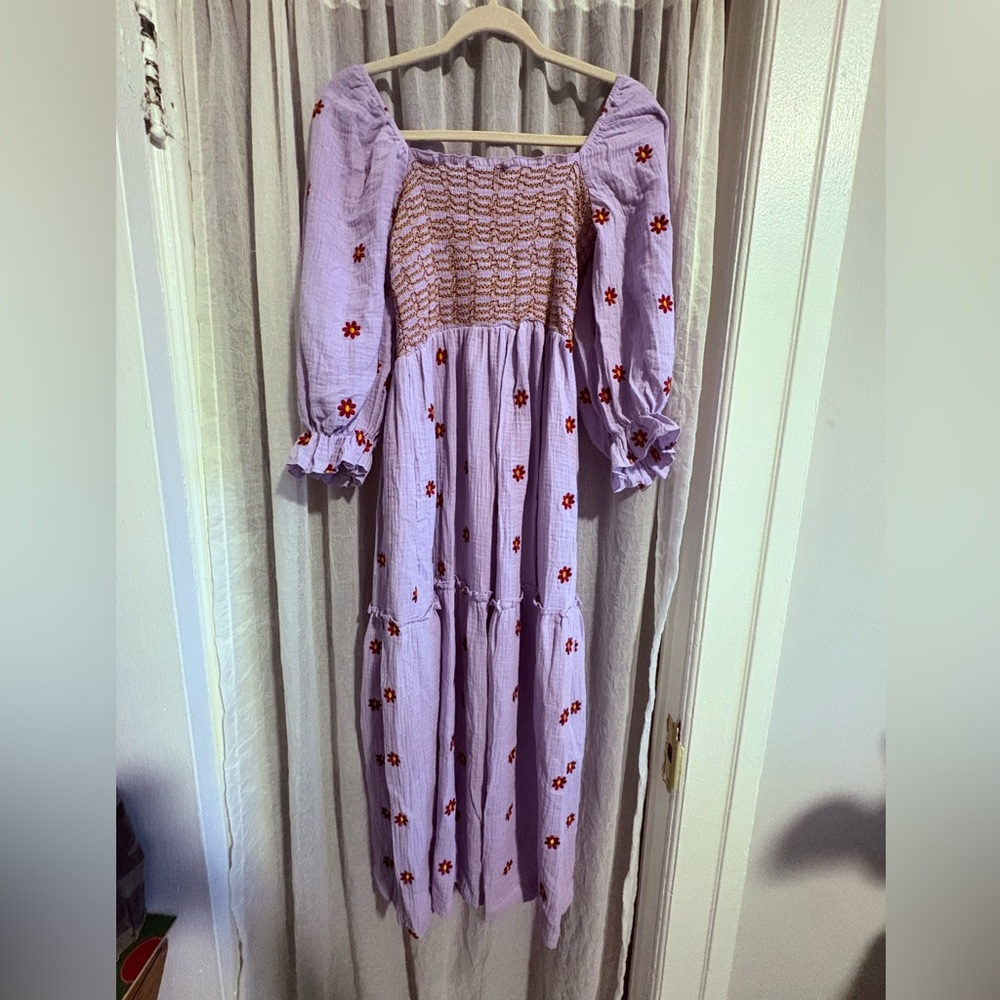 Lilac Floral Embroidered Maxi Dress Women's size L - Picture 4 of 7